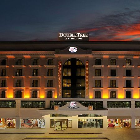 Готель Doubletree By Hilton Елязиг Екстер'єр фото