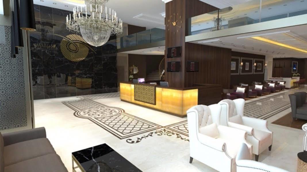Готель Doubletree By Hilton Елязиг Екстер'єр фото